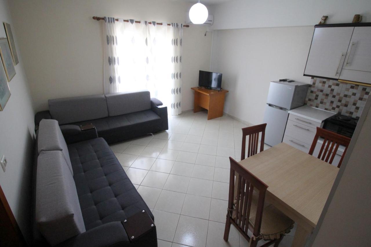 Doka Center Apartments Саранда Екстер'єр фото