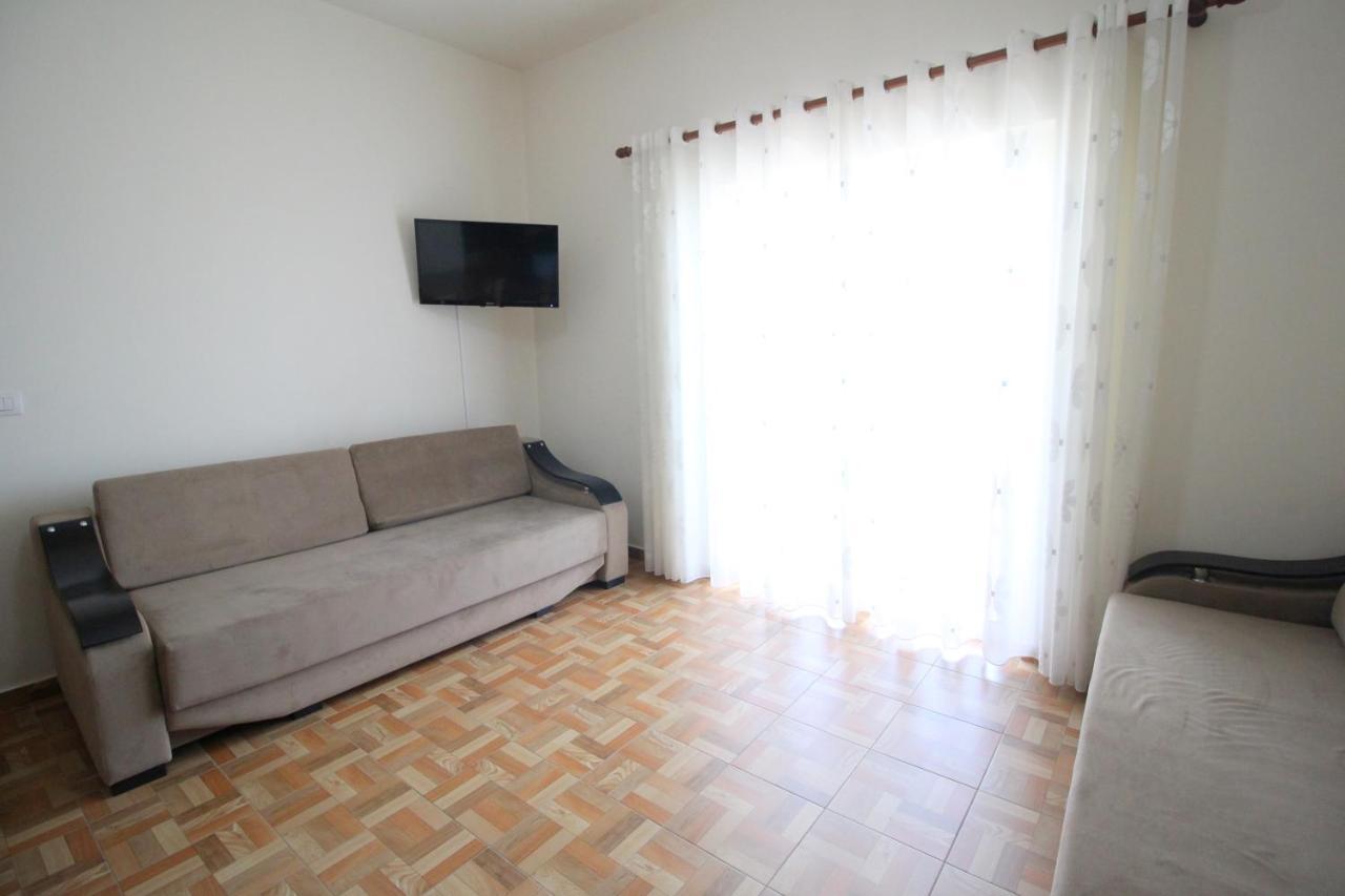 Doka Center Apartments Саранда Екстер'єр фото