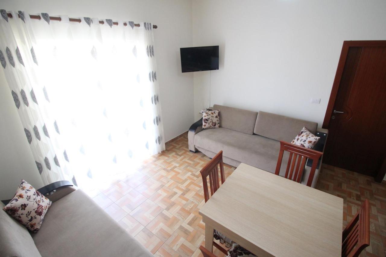 Doka Center Apartments Саранда Екстер'єр фото
