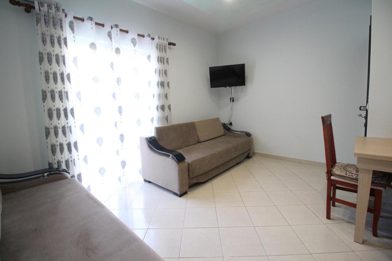 Doka Center Apartments Саранда Екстер'єр фото