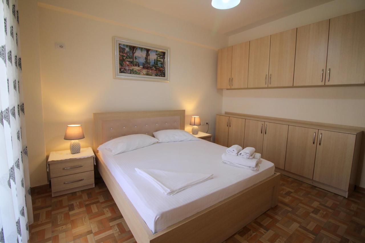 Doka Center Apartments Саранда Екстер'єр фото