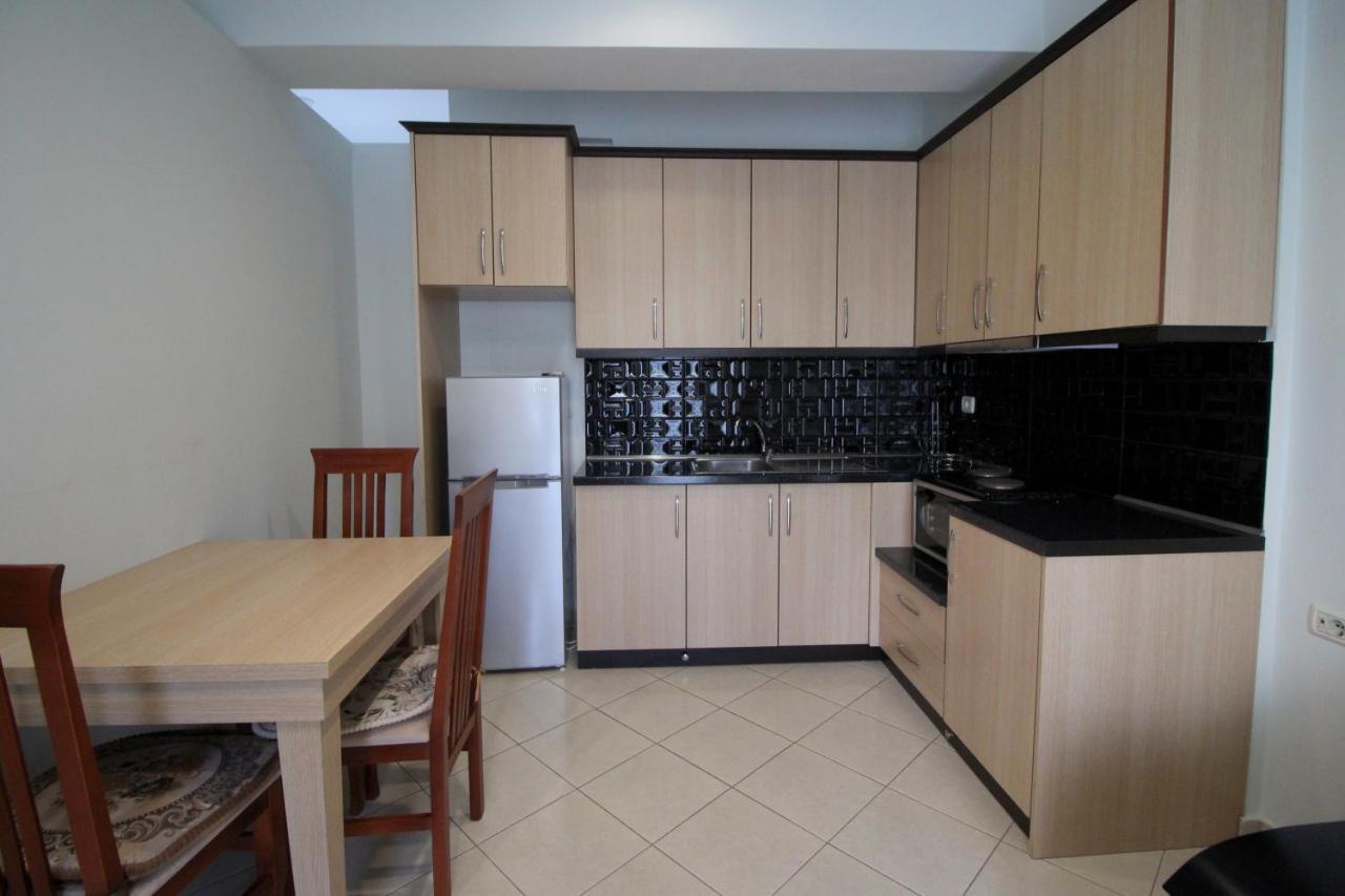Doka Center Apartments Саранда Екстер'єр фото