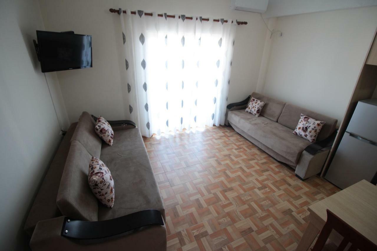 Doka Center Apartments Саранда Екстер'єр фото
