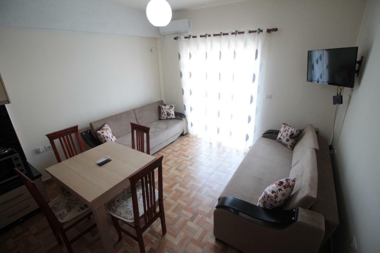 Doka Center Apartments Саранда Екстер'єр фото